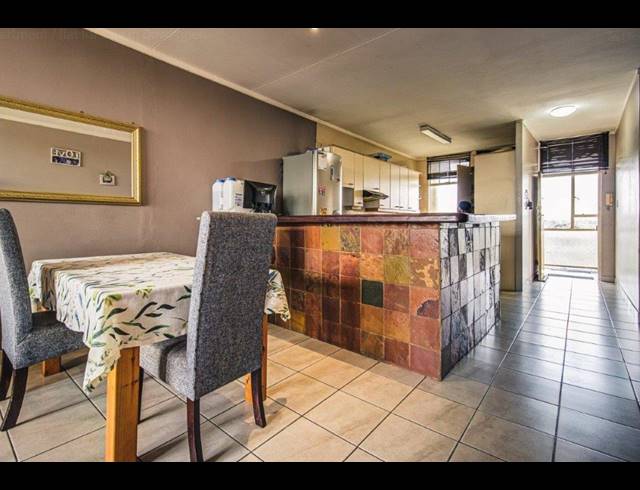 2 BEDROOM APARTMENT FOR SALE IN DOWERGLEN